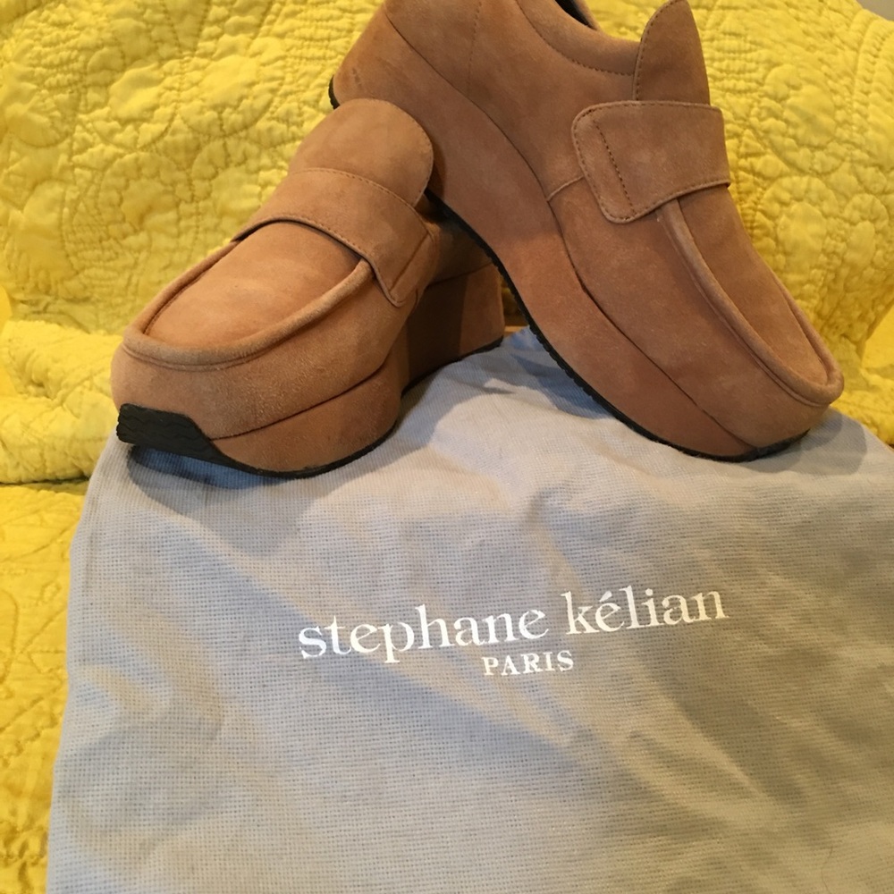 Shoes - Picture 2 of 5